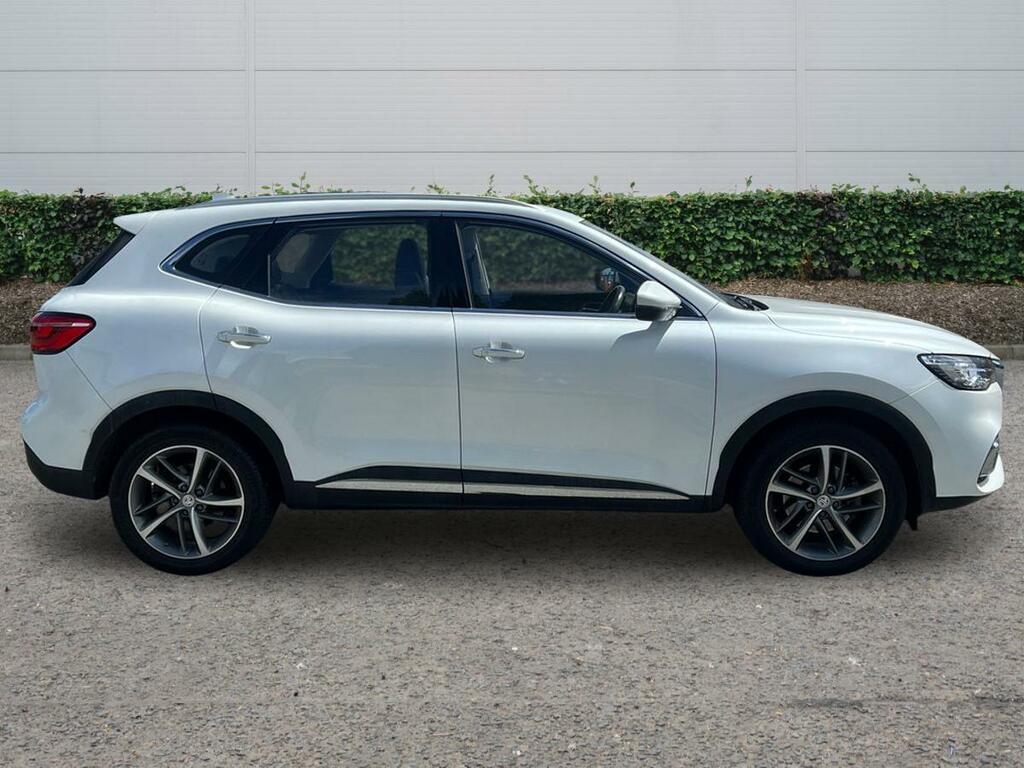 MG HS Exclusive White #5
