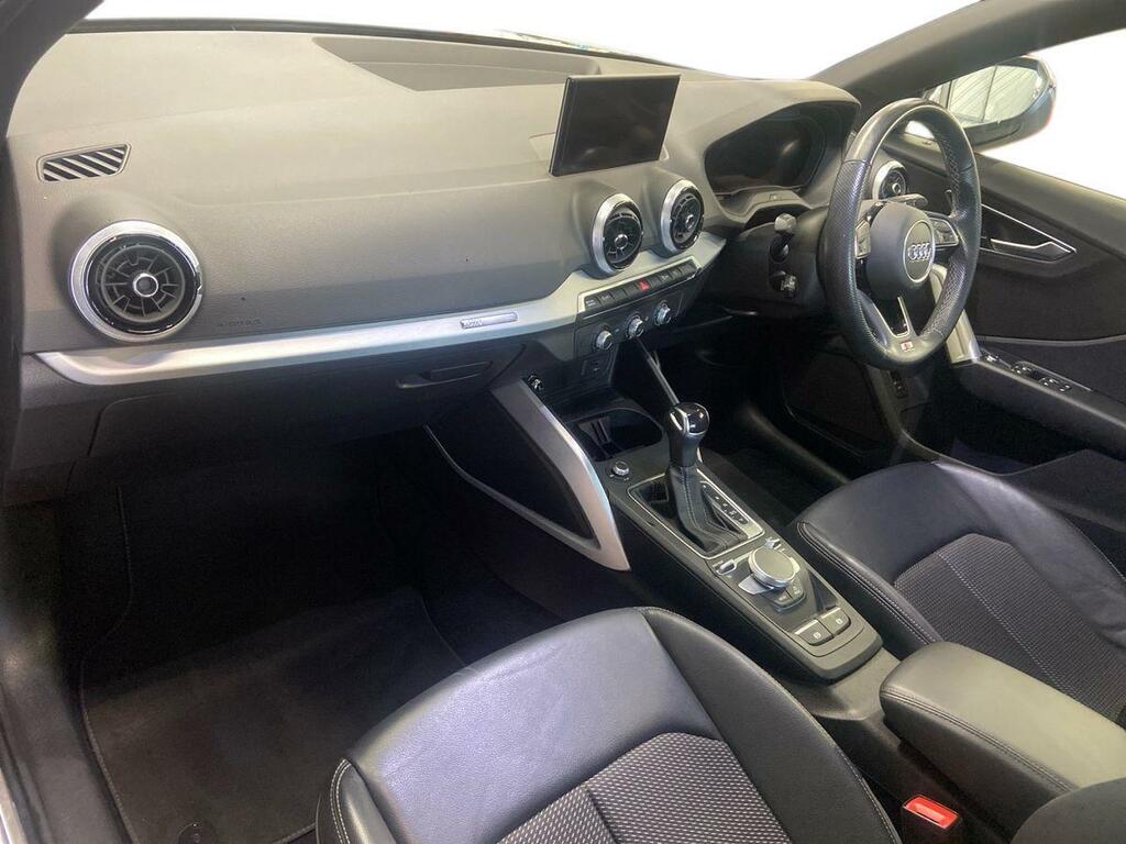 Audi Q2 35 Tfsi Sport S Tronic Grey #9