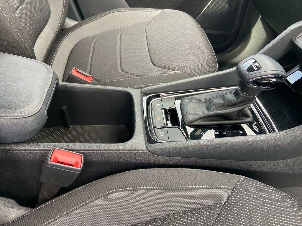 Skoda Kodiaq Se White #12