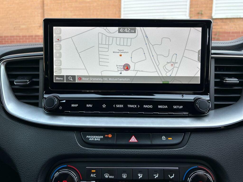 Kia Proceed 1.5 Gt-line Isg 158 Bhp 10In Satellite Navigati White #18