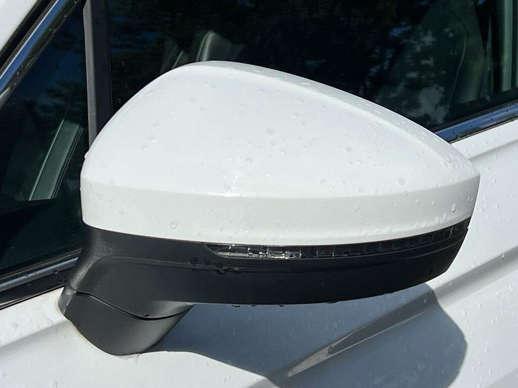 Volkswagen Tiguan Allspace R-line Tech White #30