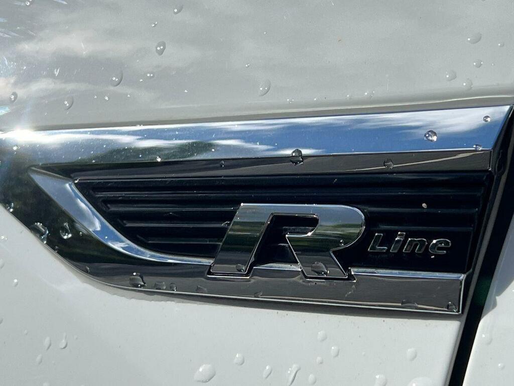 Volkswagen Tiguan Allspace R-line Tech White #36