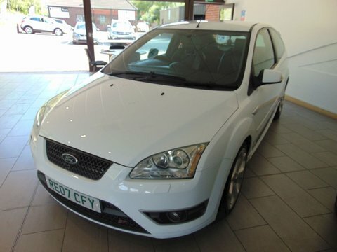 Ford Focus 2.5 Siv St-3 RE07CFY White #3