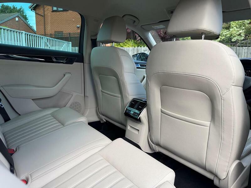 Skoda Superb Se L Black #39