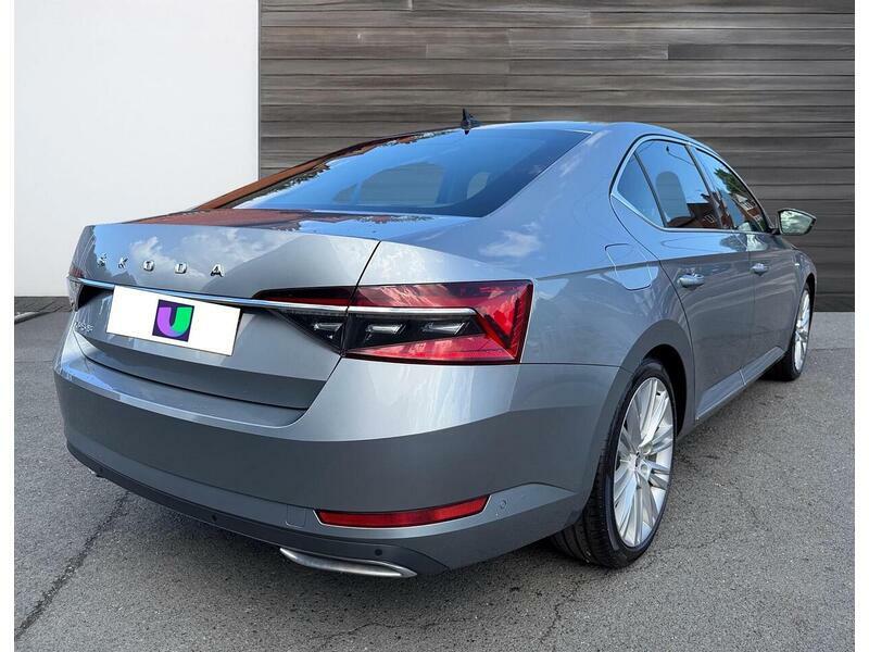 Skoda Superb Se L Black #8
