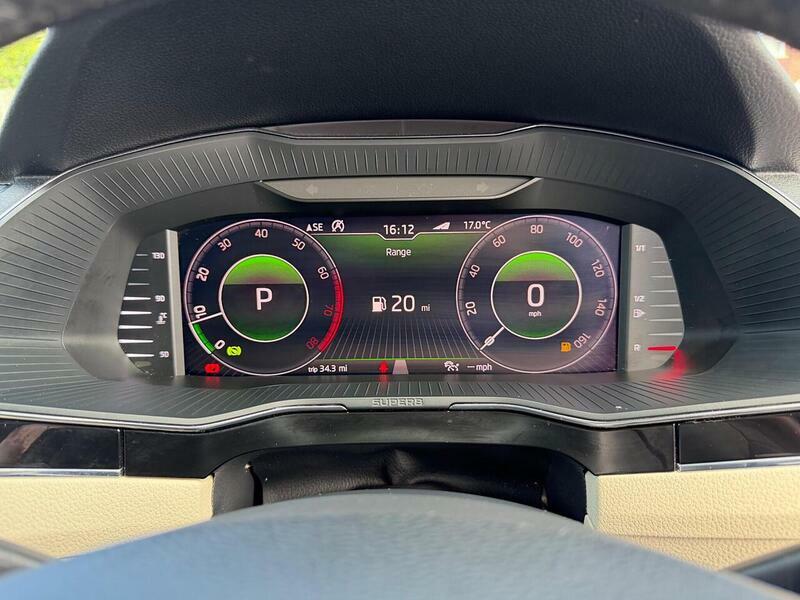Skoda Superb Se L Black #17