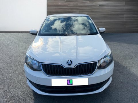 Skoda Fabia 1.0 Se Hatchback MW18KHG White #2