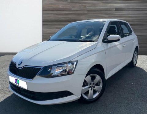 Skoda Fabia 1.0 Se Hatchback MW18KHG White #3
