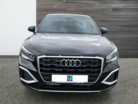 Audi Q2 1.0 Tfsi 30 RE21LYW Black #2