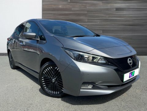 Nissan Leaf 39Kwh N-connecta Hatchback Grey