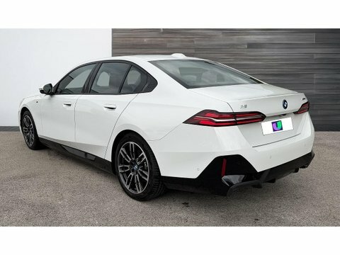 BMW i5 40 83.9Kwh M KP74VYK White #5