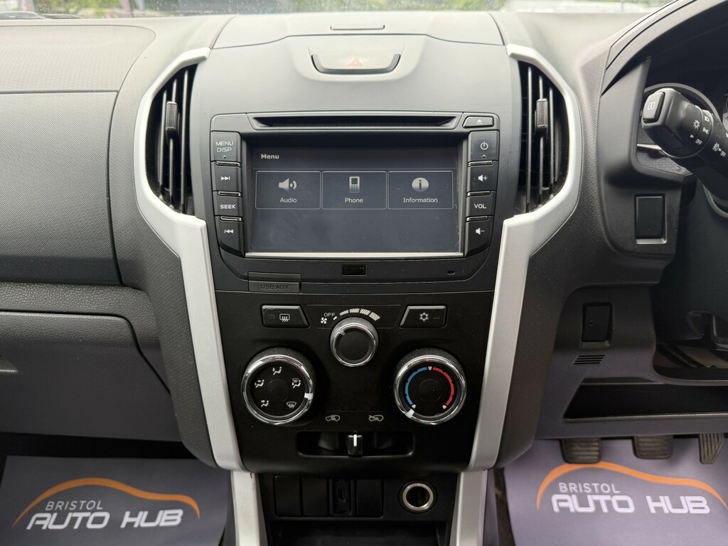 Isuzu D-Max 1.9 Td Utility Pickup Double Cab White #25