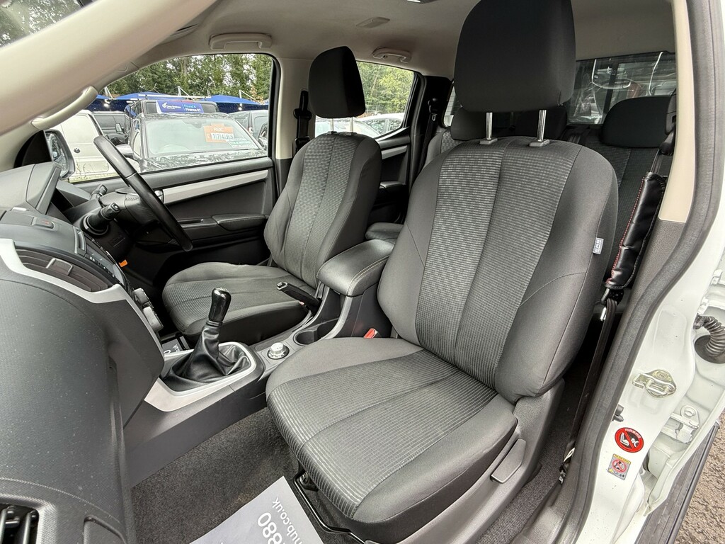 Isuzu D-Max 1.9 Td Utility Pickup Double Cab White #40