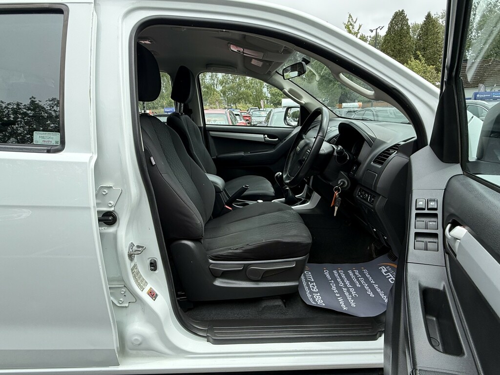 Isuzu D-Max 1.9 Td Utility Pickup Double Cab White #11