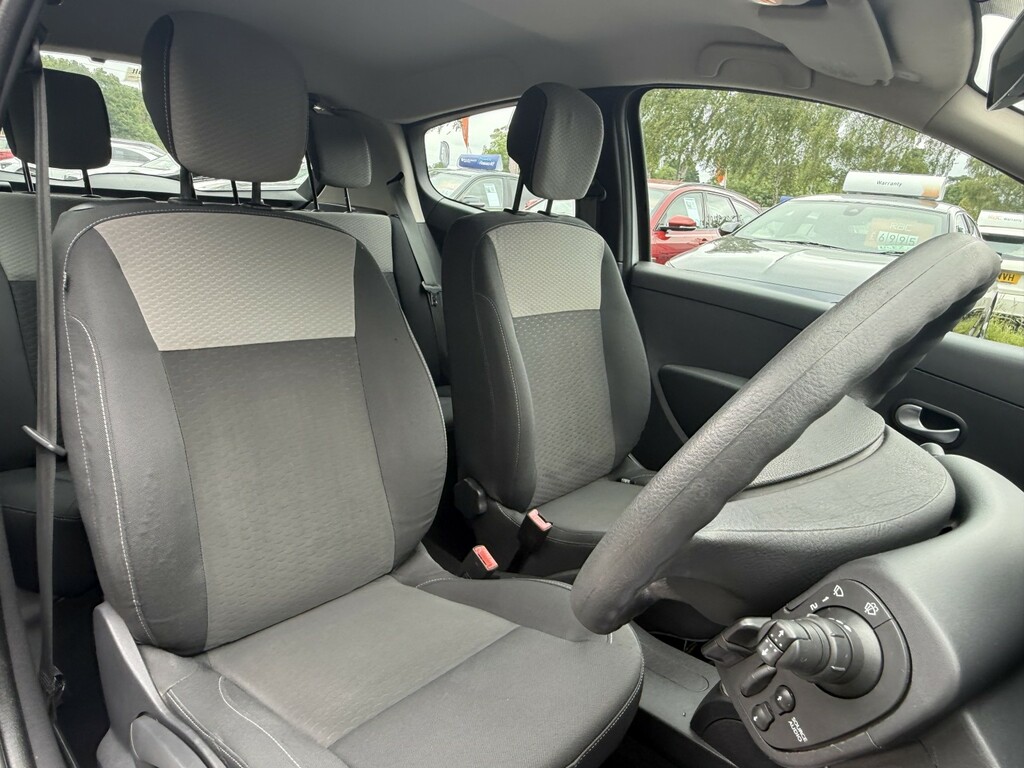Renault Clio 2.0 Clio Renault Sport White #36
