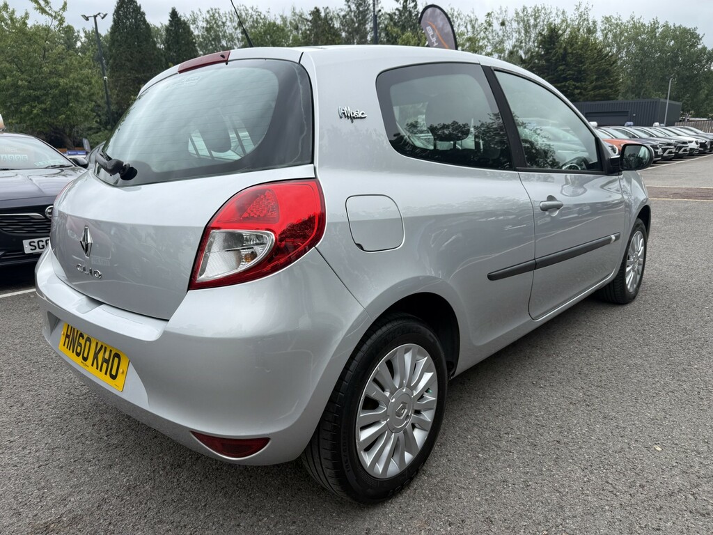 Renault Clio 2.0 Clio Renault Sport White #24