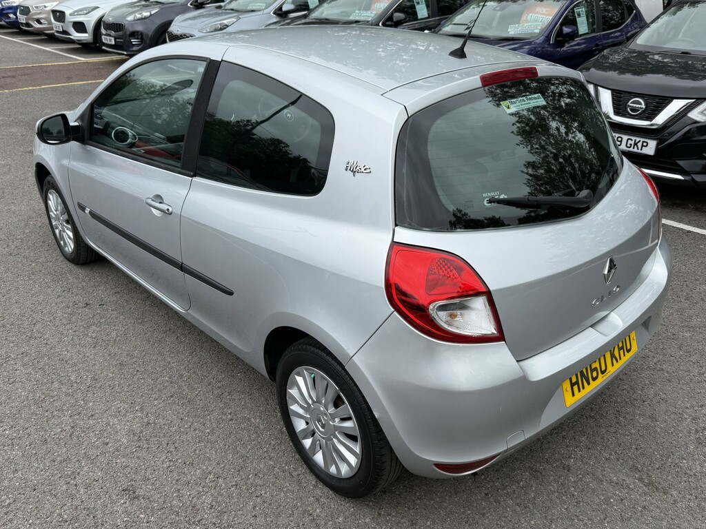 Renault Clio 2.0 Clio Renault Sport White #17
