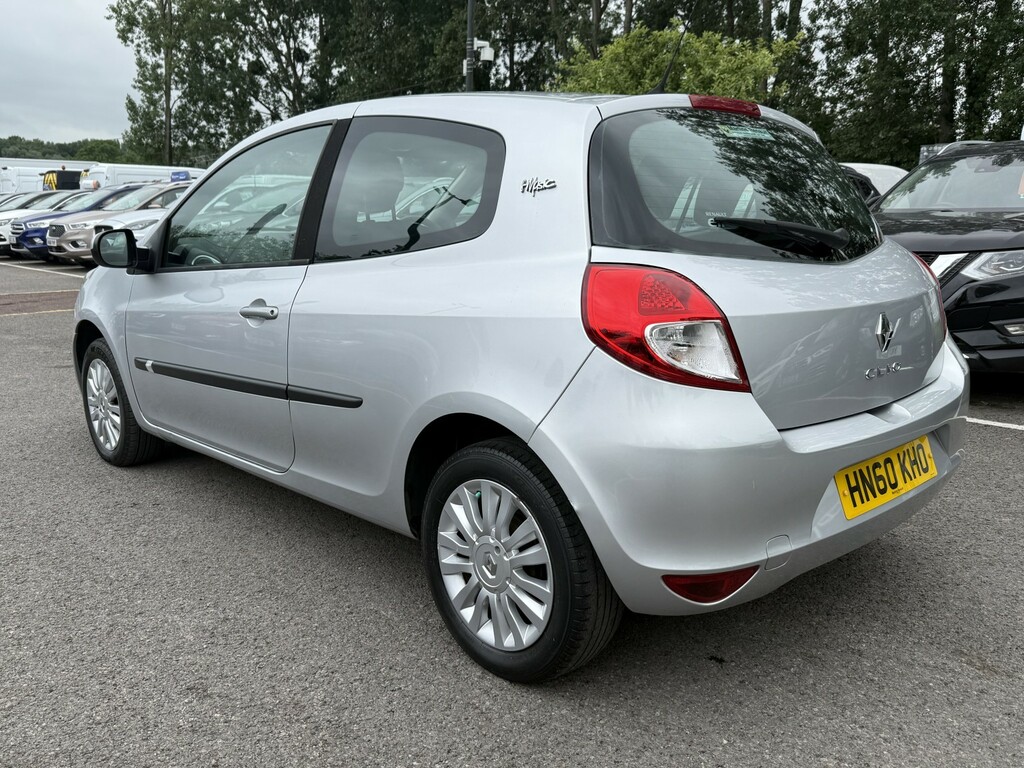 Renault Clio 2.0 Clio Renault Sport White #22