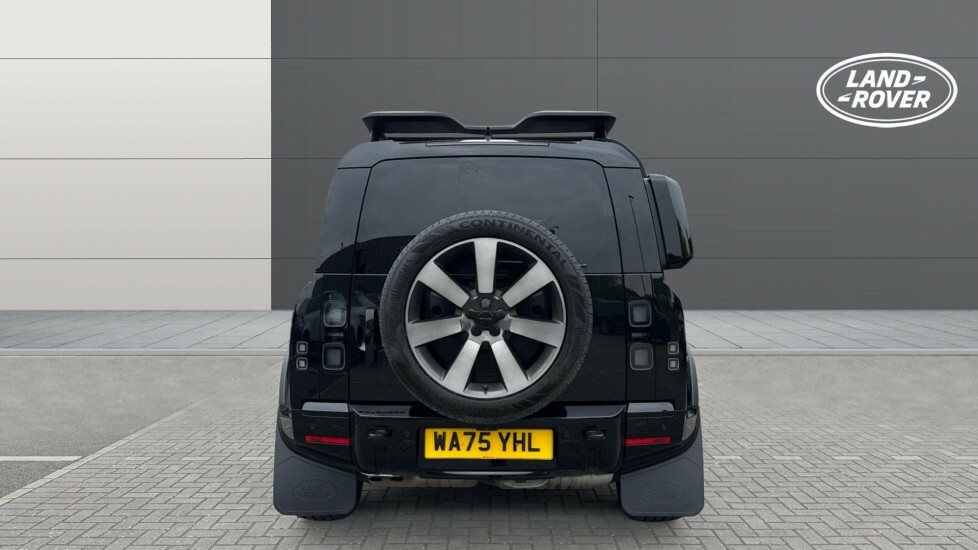Land Rover Defender 110 X-dynamic Hse WA75YHL Black #6