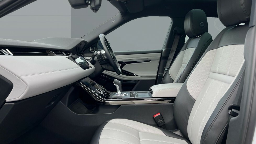 Land Rover Range Rover Evoque First Edition White #3