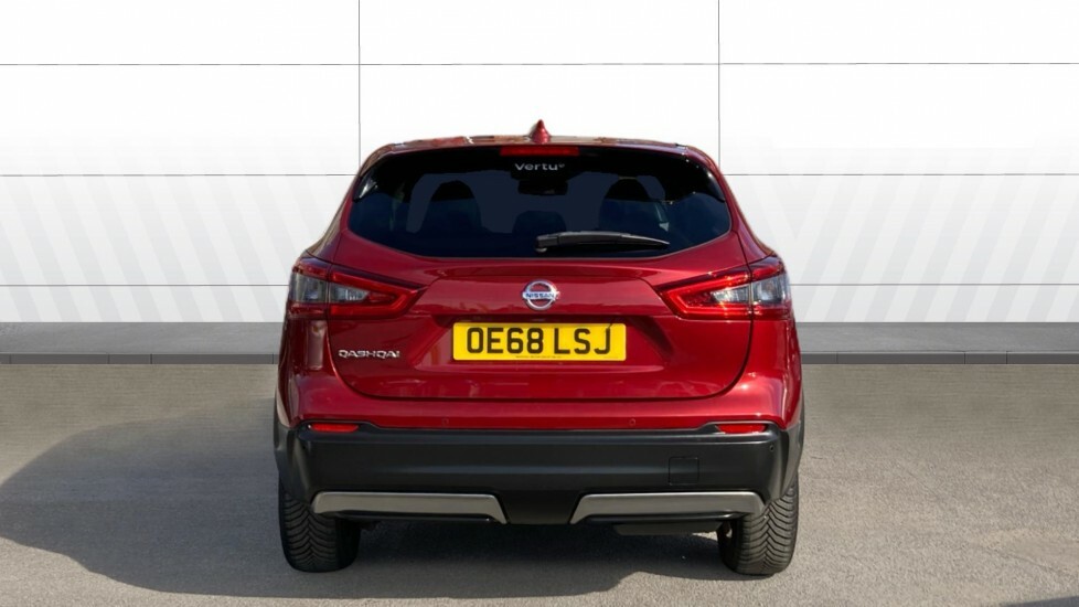 Nissan Qashqai Tekna Red #6