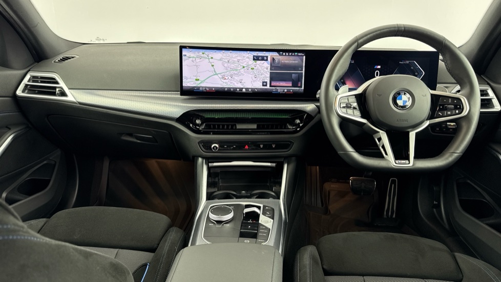 BMW 3 Series M Sport NG75CKK White #4