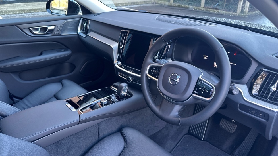 Volvo V60 Ultra WF26FDZ Black #4