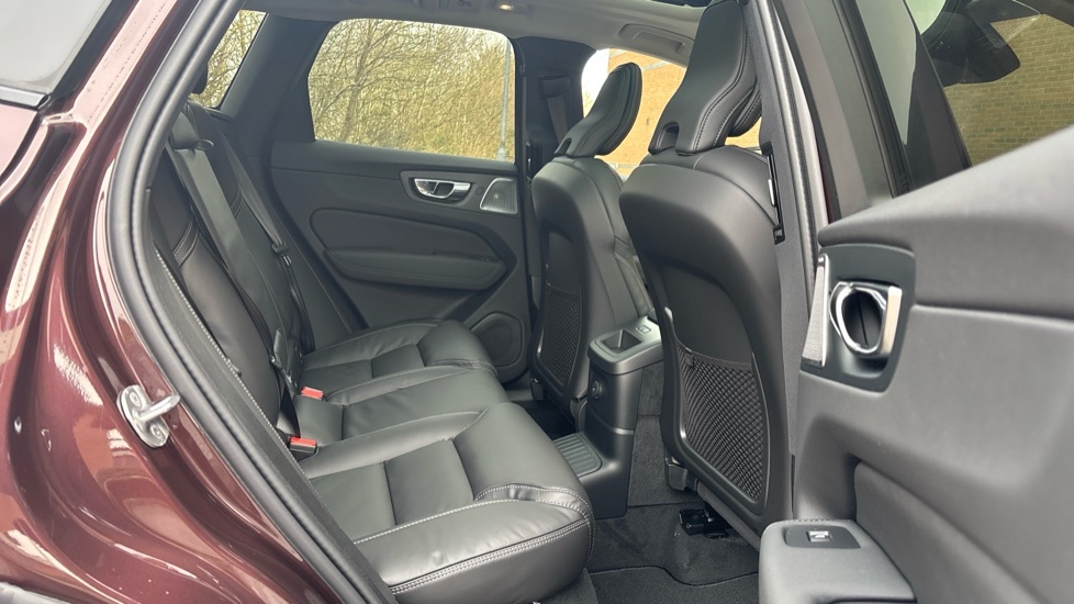 Volvo XC60 Ultra WF26FDU Red #6