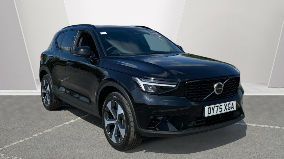Volvo XC40 Plus Black