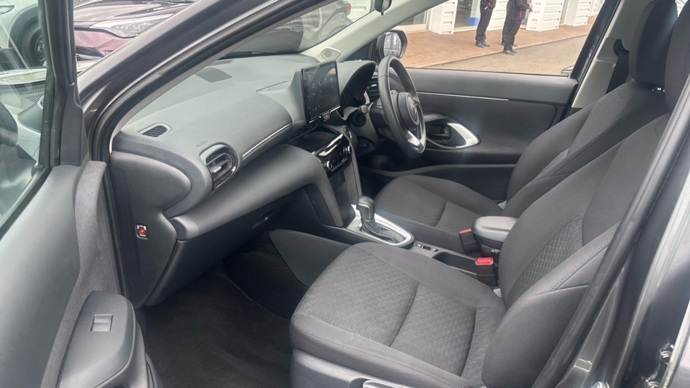 Toyota Yaris Cross Icon Grey #5