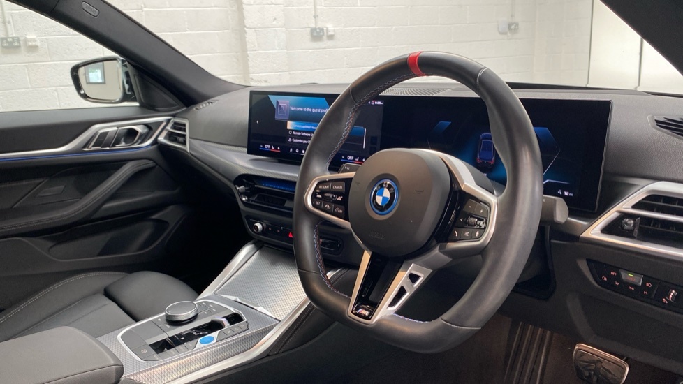 BMW i4 M50 Black #6