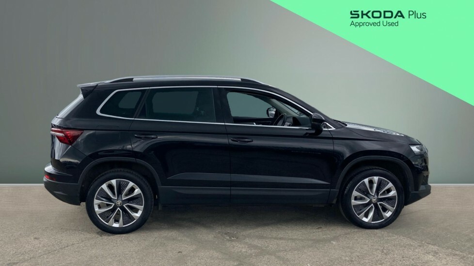 Skoda Karoq Se L Black #4