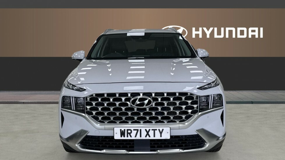 Hyundai Santa Fe Premium White #3