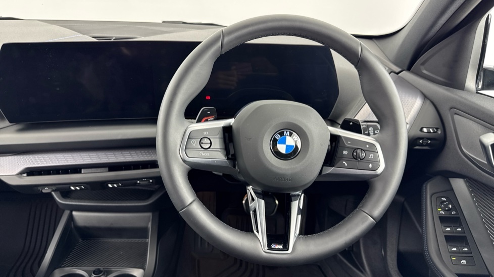 BMW 1 Series Sport White #5