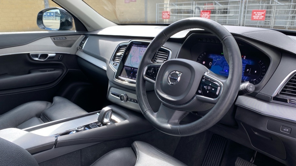 Volvo XC90 Plus Blue #4