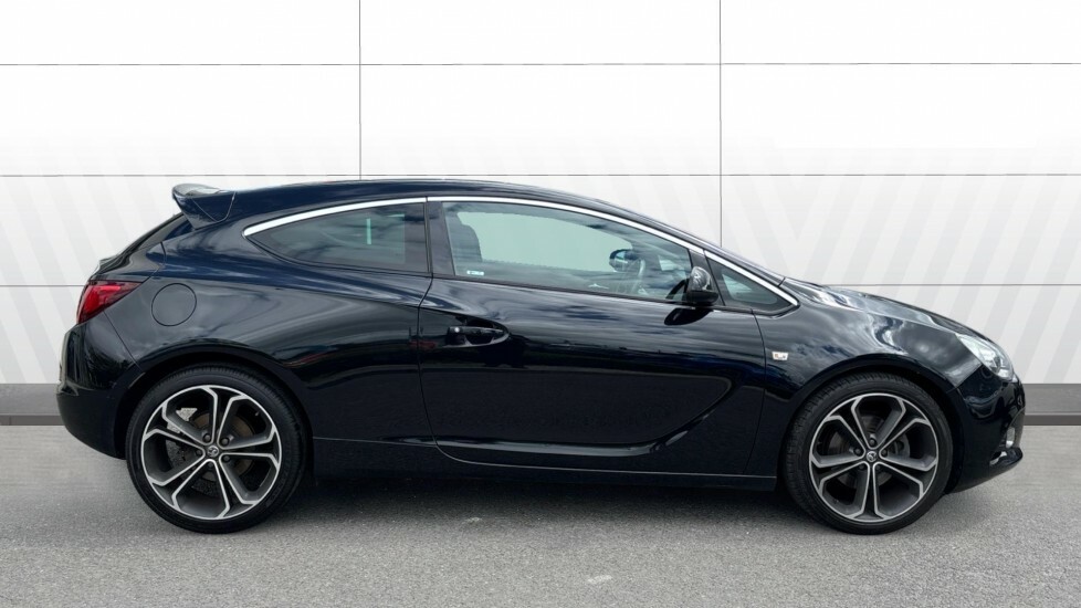 Vauxhall Astra GTC Limited Edition Black #5