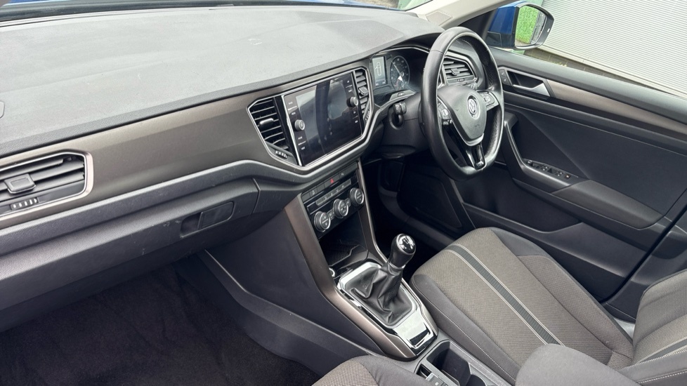 Volkswagen T-Roc Se Blue #2