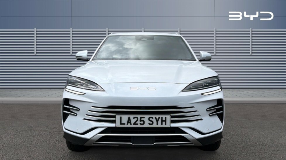 Byd Seal U Boost White #3