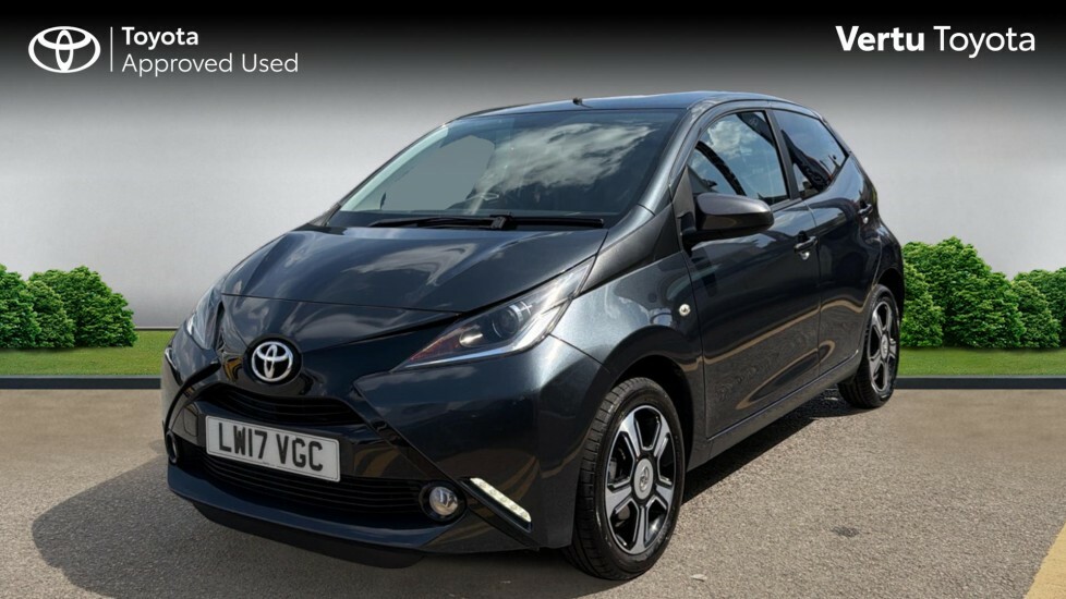 Toyota Aygo X X-clusiv 3 Grey #3