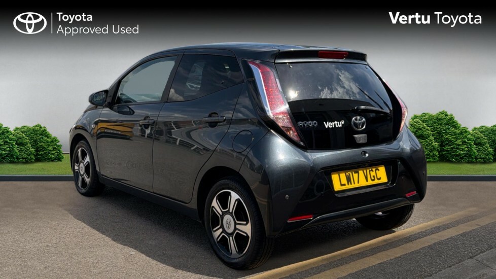 Toyota Aygo X X-clusiv 3 Grey #4