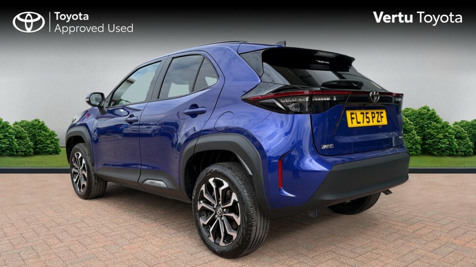 Toyota Yaris Cross Design Blue #4
