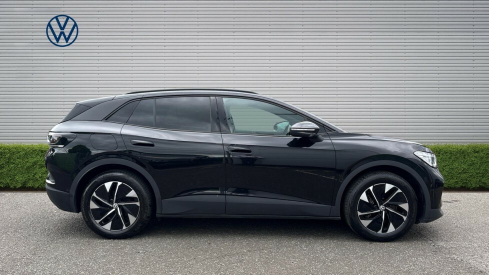 Volkswagen ID.4 Match Pro Black #4