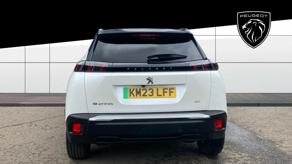 Peugeot e-2008 Gt White #6