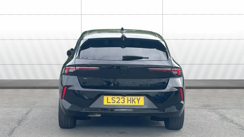 Vauxhall Astra Ultimate Black #6