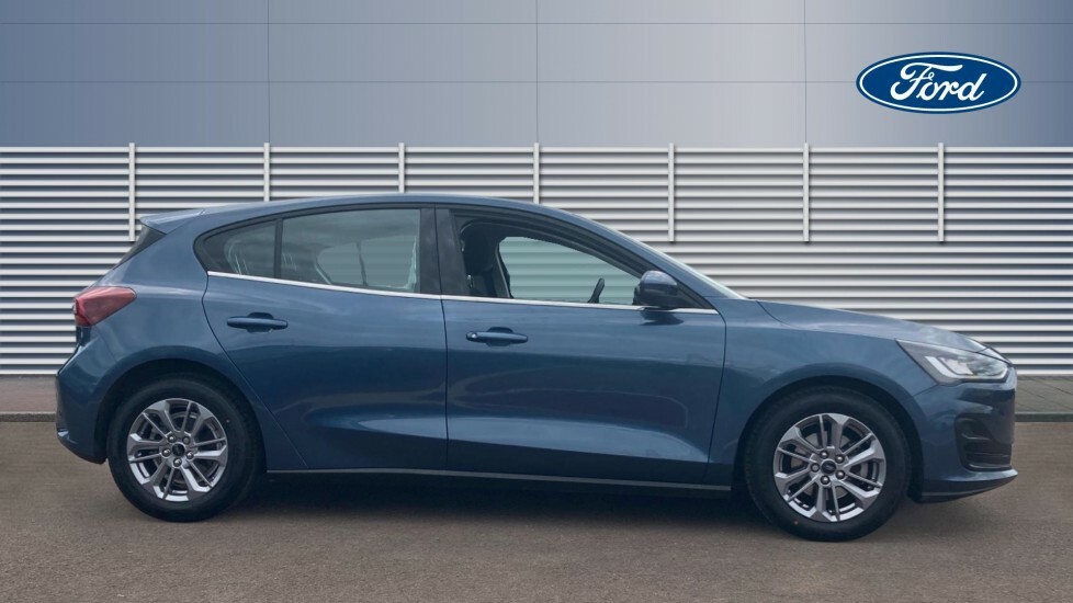 Ford Focus Titanium Blue #5
