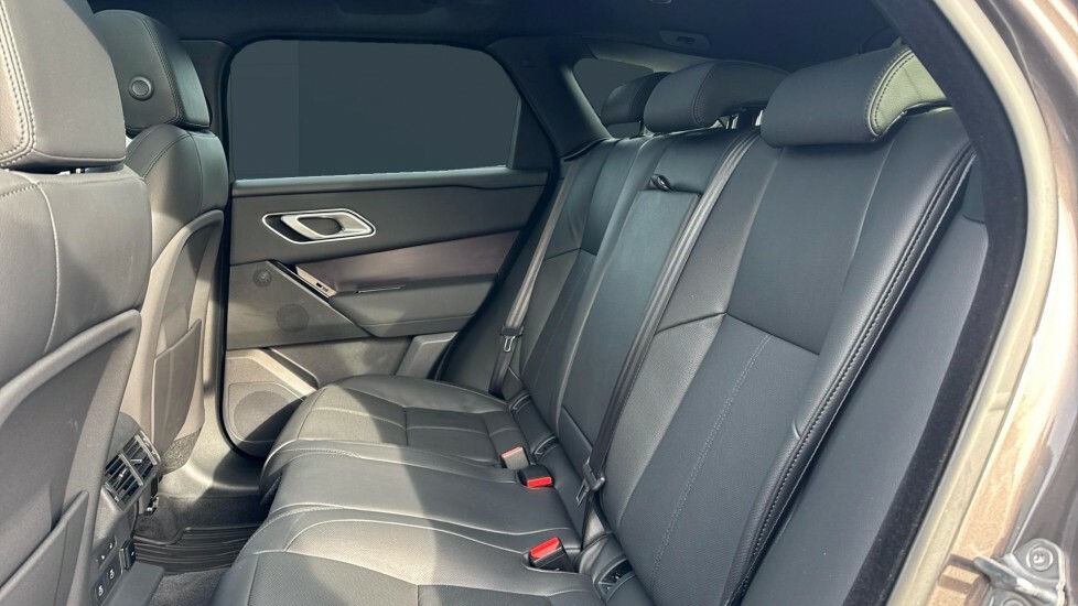Land Rover Range Rover Velar Dynamic Se Grey #4