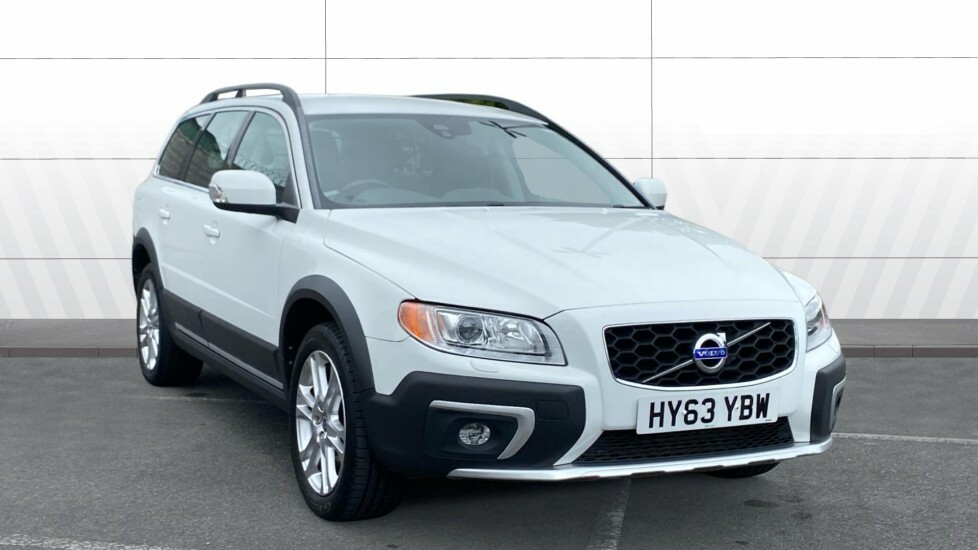 Volvo XC70 Se Lux White