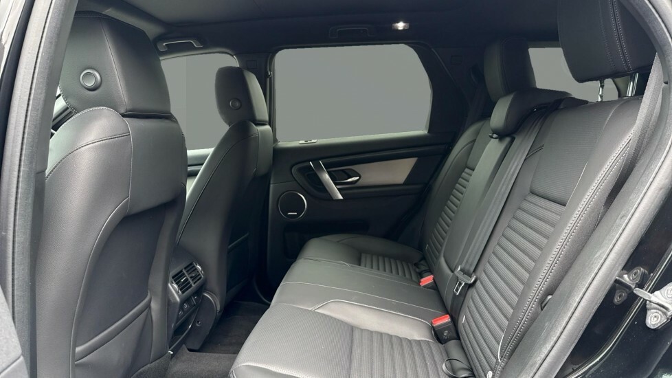 Land Rover Discovery Sport Dynamic Se YJ75VLE Black #4