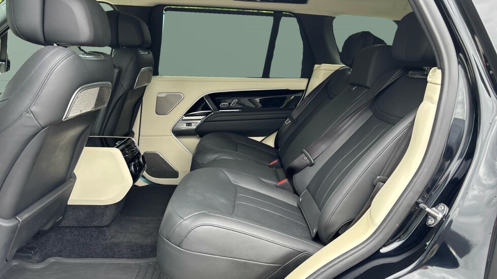 Land Rover Range Rover Autobiography #4