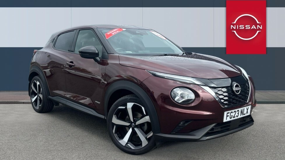 Nissan Juke Tekna Red